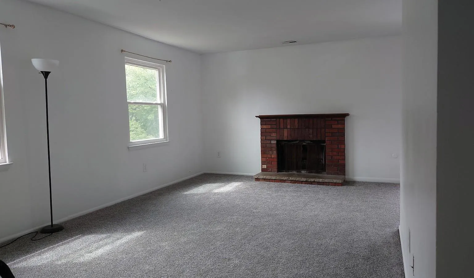 180B Willow Turn — Photo 2