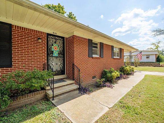 3rd image of 505 Harbert Dr