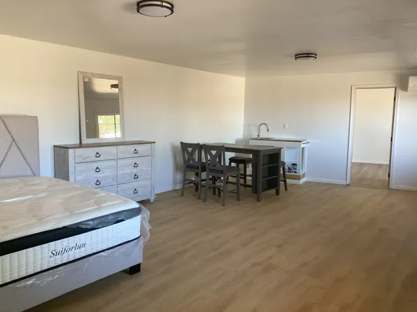 902 W Hopi Dr, Holbrook, AZ