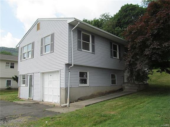 2nd image of 58 Conklin Ave