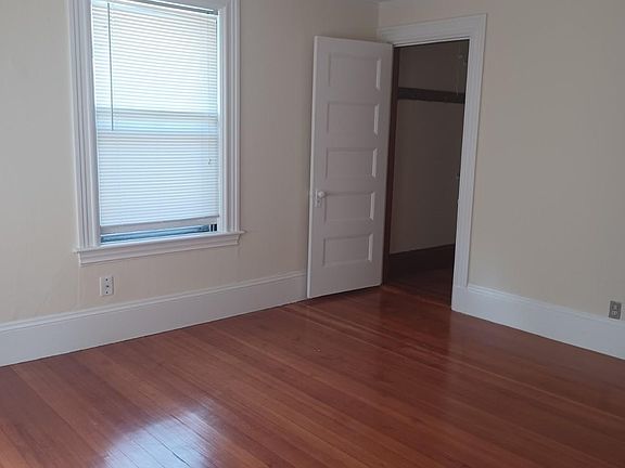 3rd image of 37 Kenwood St #2