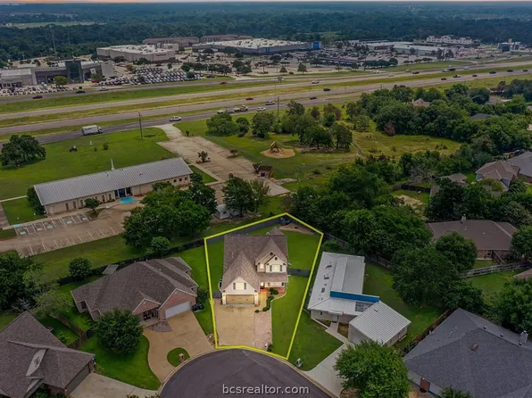1608 Cougar Ct, College Station, TX 77840