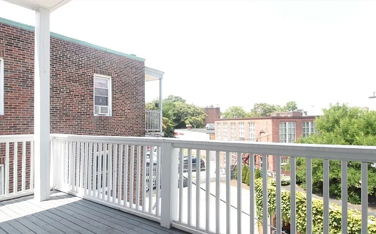 1433 Cambridge St #3A — Photo 5