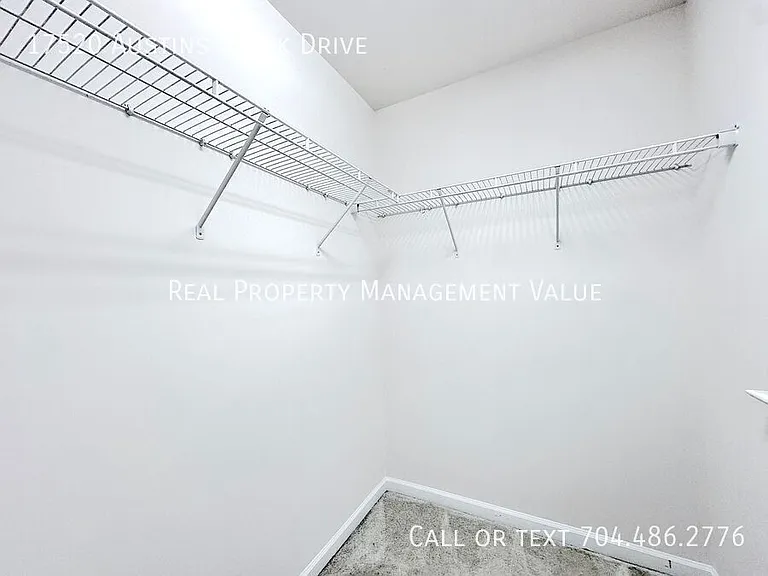 17520 Austins Creek Dr — Photo 24