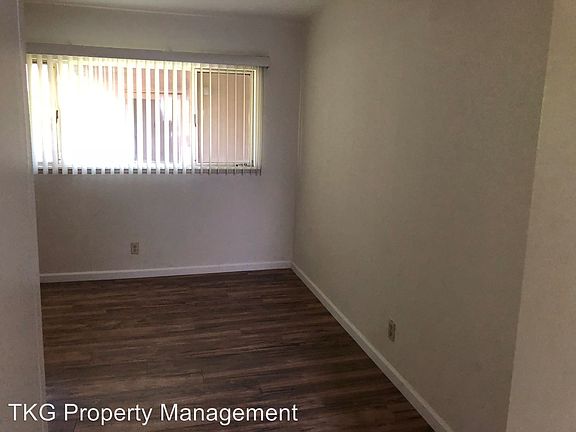 5th image of 295 S Hudson Ave APT 10