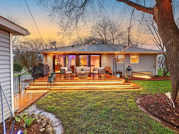 205 Pflaum Rd, Madison, WI 53716