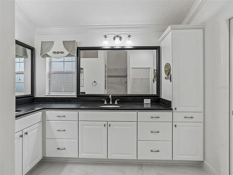 3556 Mistletoe Ct — Photo 35