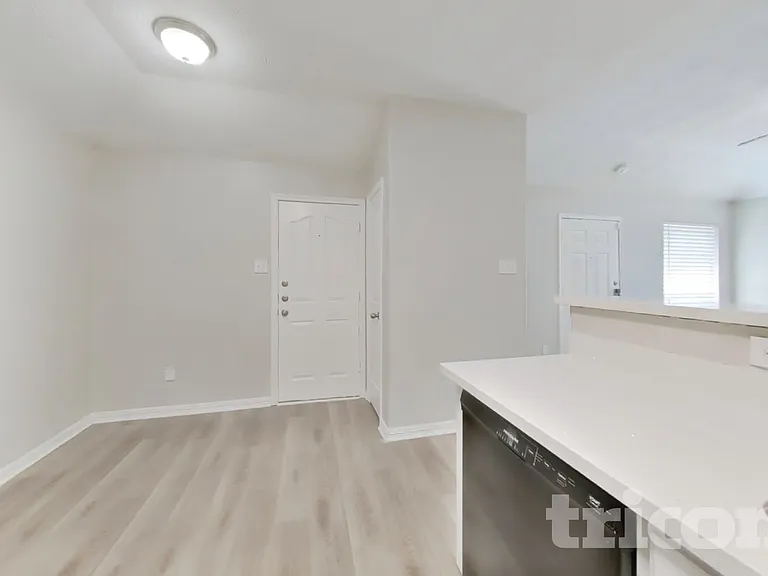 24307 Hard Wood Dr — Photo 5