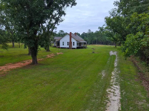 1903 Avant Rd, Georgiana, AL 36033