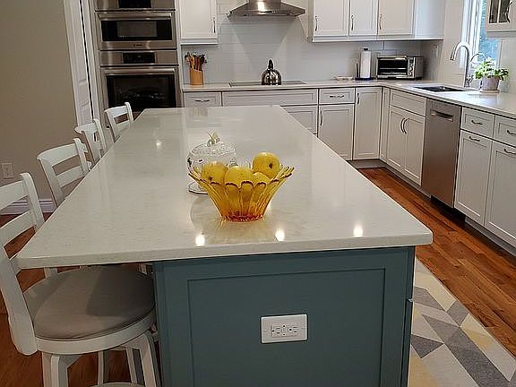 5th image of 17 Hereford Ln