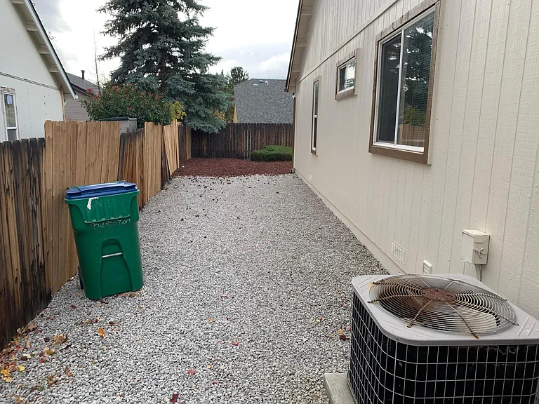 5850 Blue Horizon Dr — Photo 33