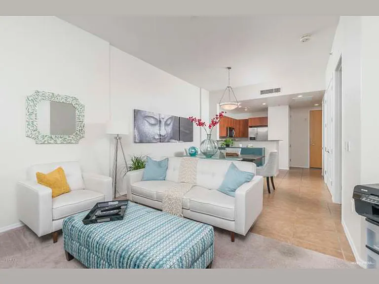 17 W Vernon Ave #407 — Photo 6