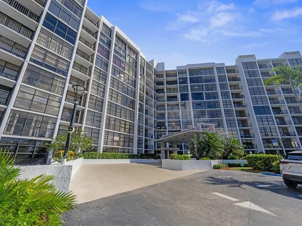 600 Parkview Drive #1111 (PH11), Hallandale Beach, FL 33009