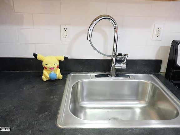 5th image of 690 Rogers Ave APT 1E