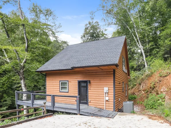 866 Cabin Creek Way, Sevierville, TN 37862
