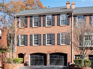 602 Dunwoody Chace, Sandy Springs, GA 30328