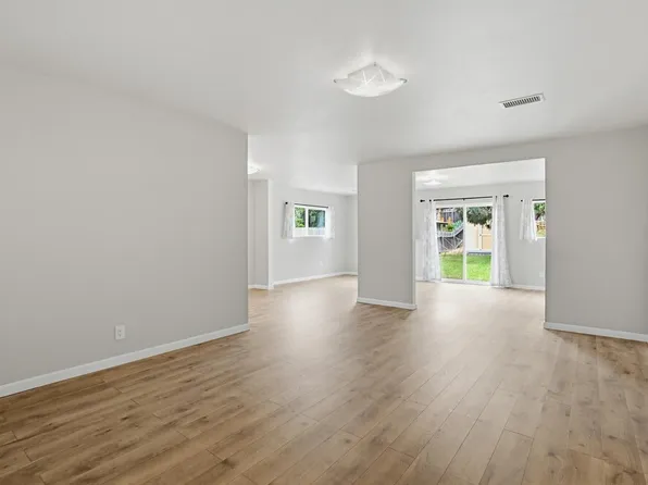 1295 Tobias Dr, Chula Vista, CA 91911