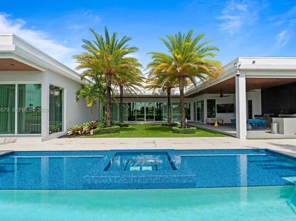 3939 Country Club Ln, Fort Lauderdale, FL 33308