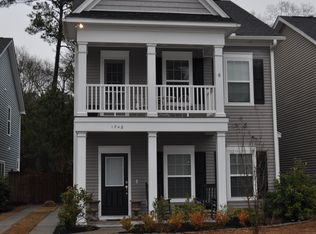 1742 Towne St, Johns Island, SC 29455