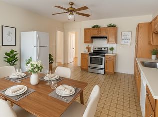 33 Cook St #2, Newton, MA 02458