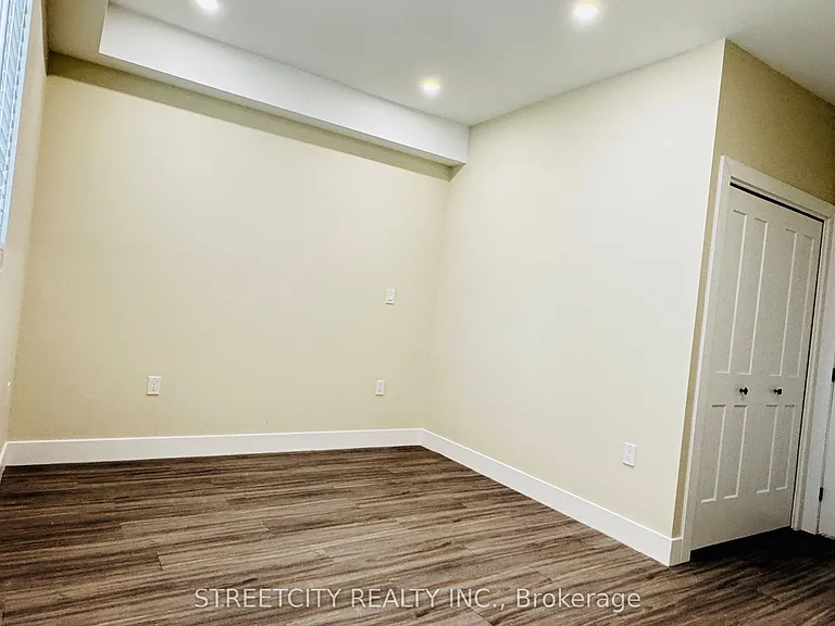 346 Ashland Ave #BACK — Photo 22