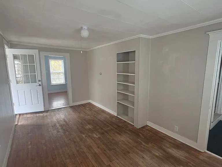 36 Prospect St — Photo 2