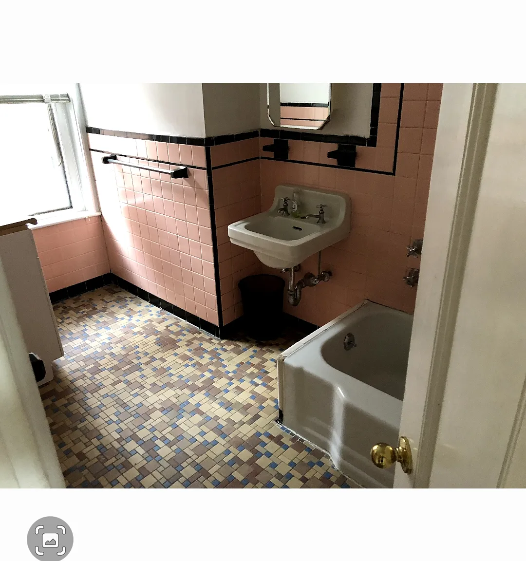 50 Hereford St — Photo 4