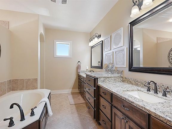 5th image of 5171 Mandarin Way
