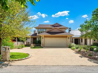 510 Rolling Green Dr, Kerrville, TX 78028