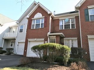 105 Spring House Dr, White House Station, NJ 08889