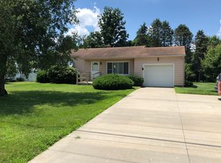 2571 Batdorf Rd, Wooster, OH 44691
