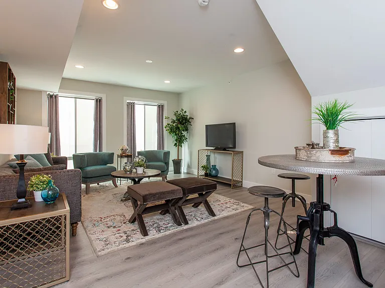1533-39 Parrish St #4EA — Photo 3