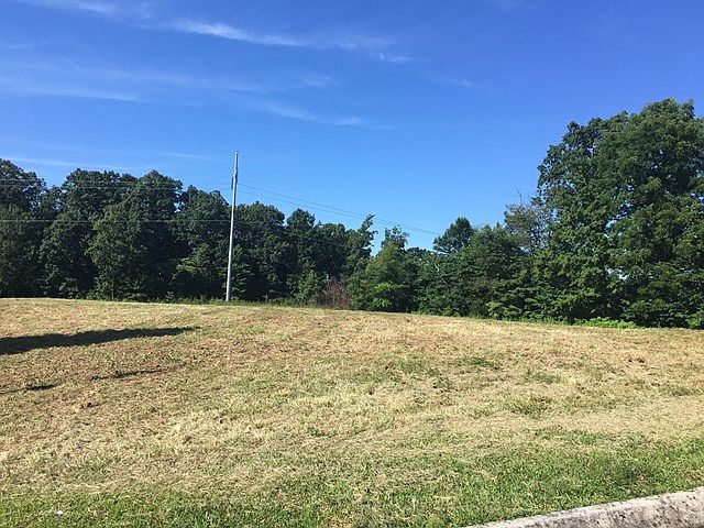 2nd image of 4622 Plantation Ln