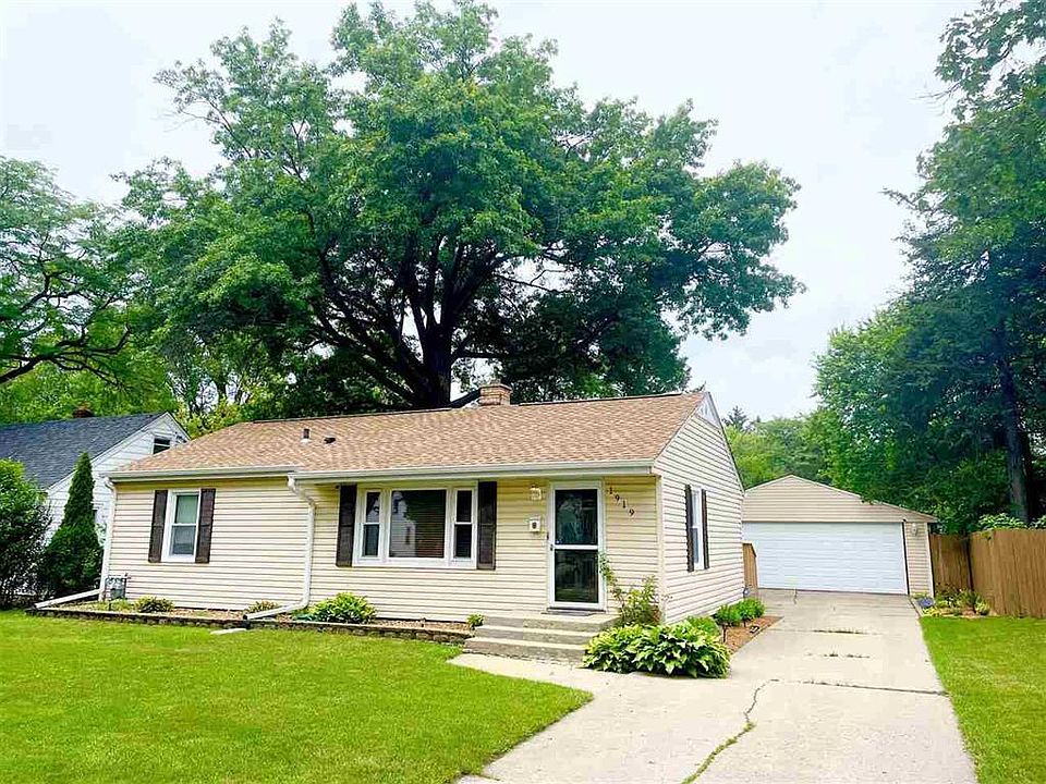 1st image of 1919 Midway Dr