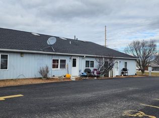 831 Lehmen Dr, Chester, IL 62233