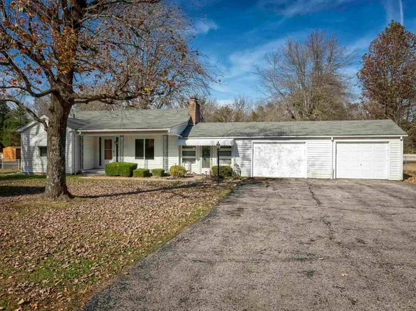 18994 Crab Orchard Rd, Marion, IL 62959