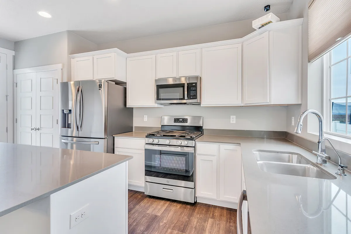 Building Photo - 5749 N Osprey Dr