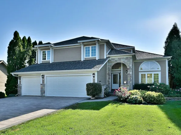 3816 Rosada Dr, Naperville, IL 60564