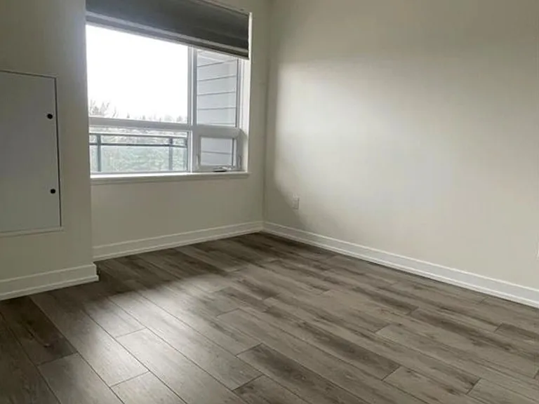 255 Northfield Dr E #314 — Photo 8