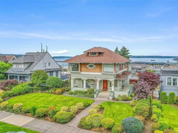 2112 Rucker Avenue #5, Everett, WA 98201