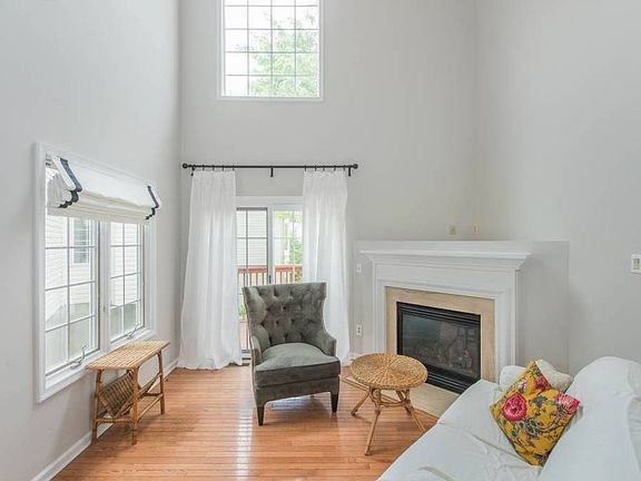 4th image of 1087 Smith Manor Blvd #80