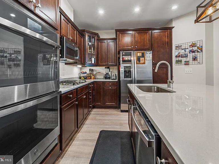 12384 Azure Ln — Photo 8