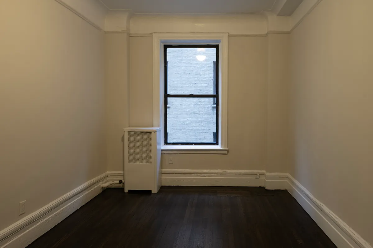 Building Photo - 251 Fort Washington Ave #45