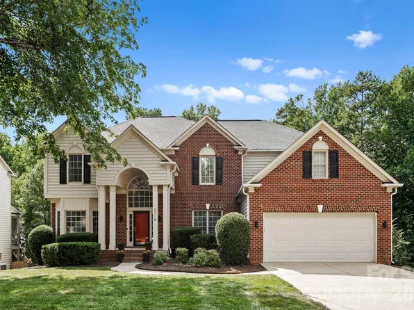 2718 Peverell Ln, Charlotte, NC 28270