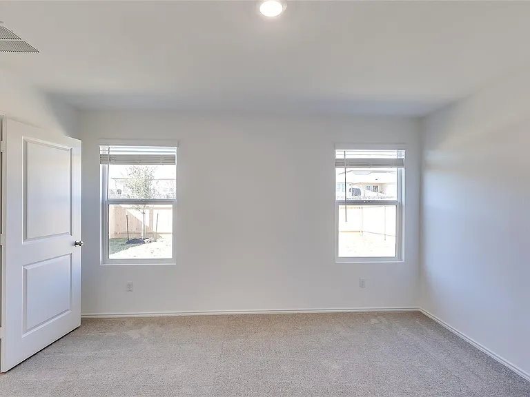 318 Canley Loop — Photo 21