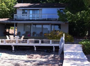 981 E Mason Lake Dr E, Grapeview, WA 98546