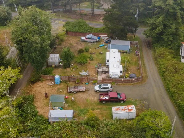 63832 Seven Devils Rd, Coos Bay, OR 97420