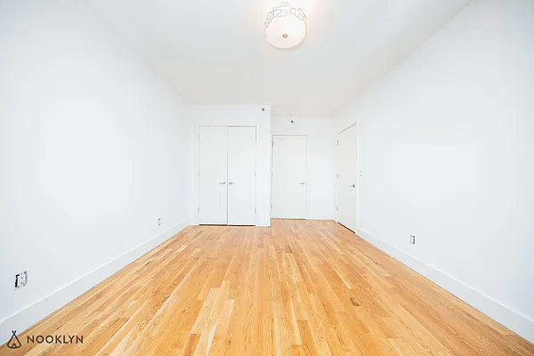 Rented by Nooklyn NYC LLC | media 9