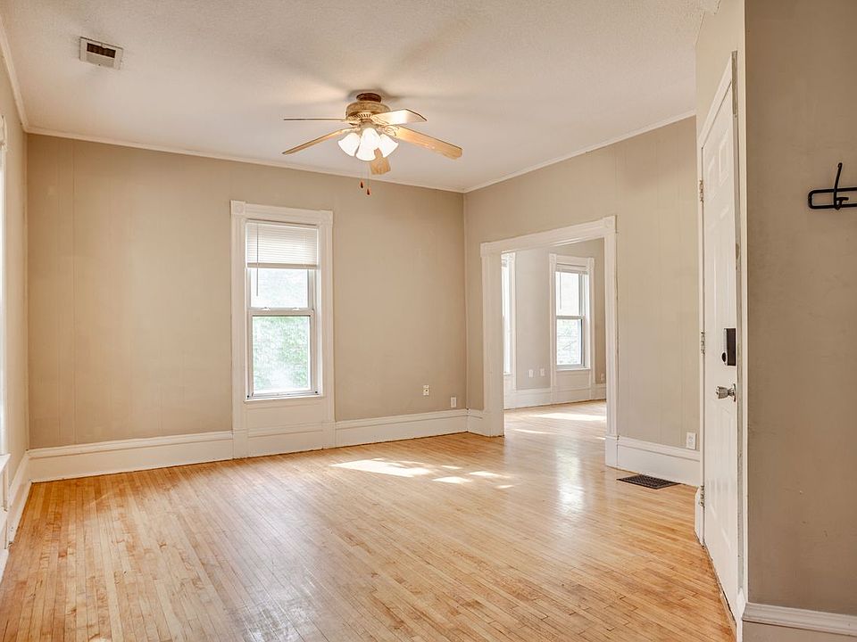 1st image of 3108 Colfax Ave S APT 2