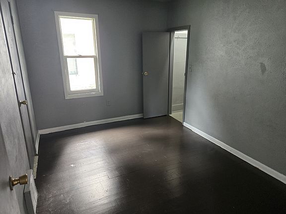 5th image of 1512 E Bowman St